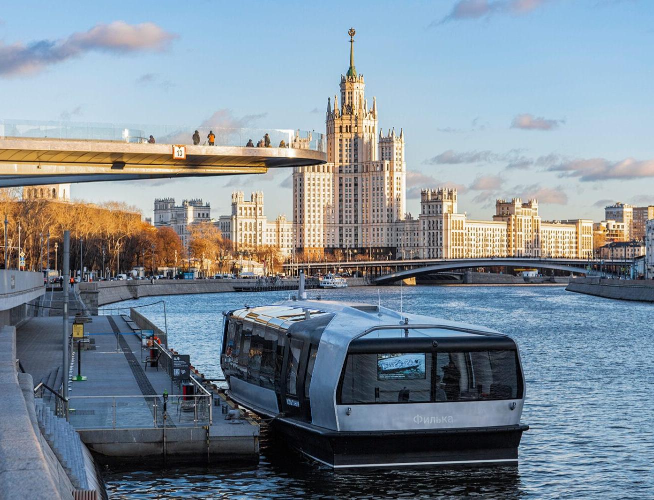 В Москву прибыли новые экологичные причалы и электросуда 