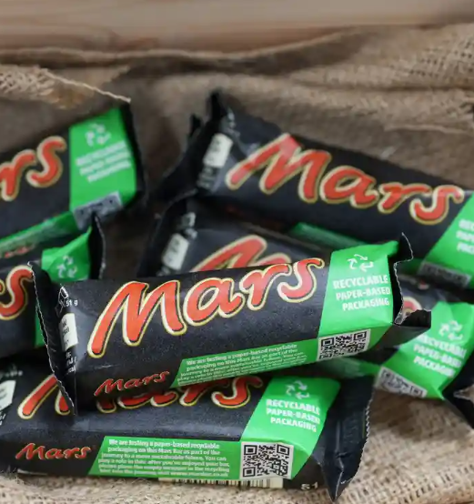 В Великобритании батончики Mars теперь продаются в бумажной упаковке 