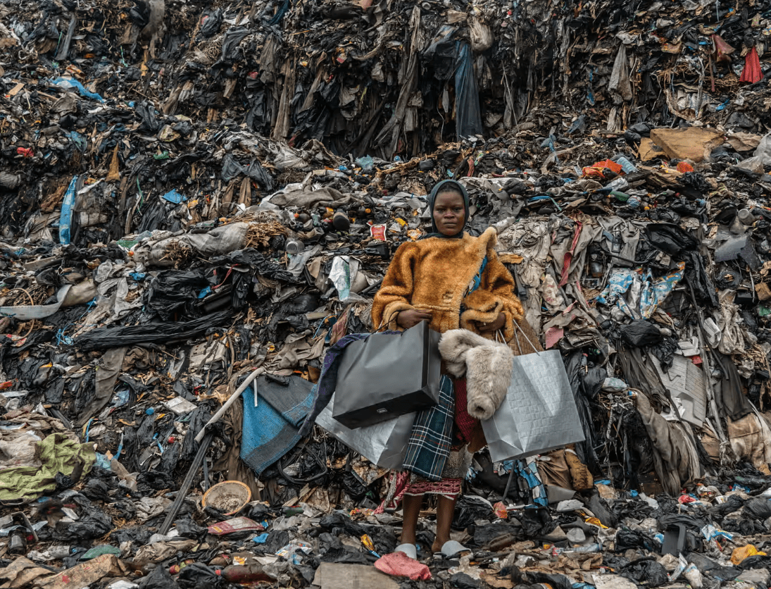 Золото из отходов: предприниматели из Ганы, Пакистана и Чили превращают мусор в уникальные вещи 