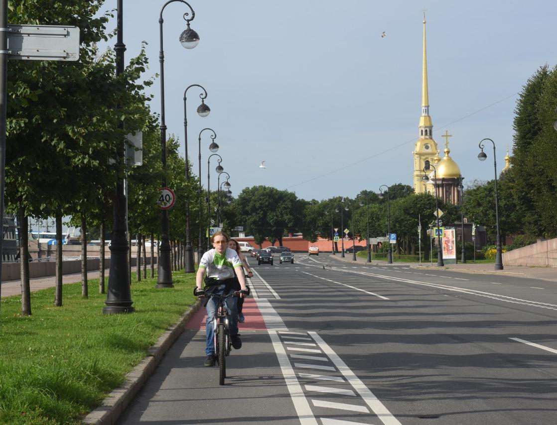 В Петербурге обустроят почти 10 километров новых велодорожек