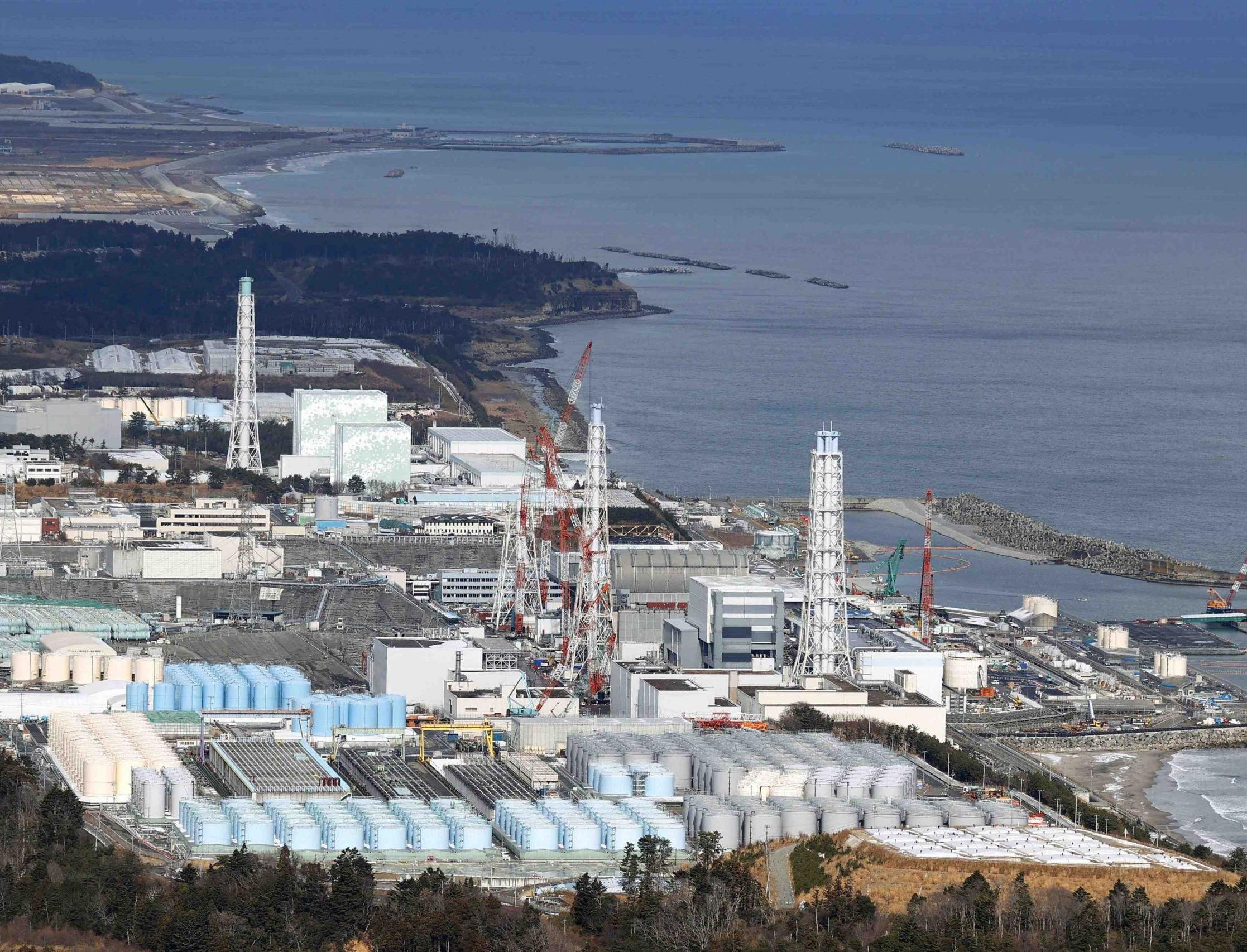 Опасен ли сброс воды с Фукусимы: мнения экспертов 