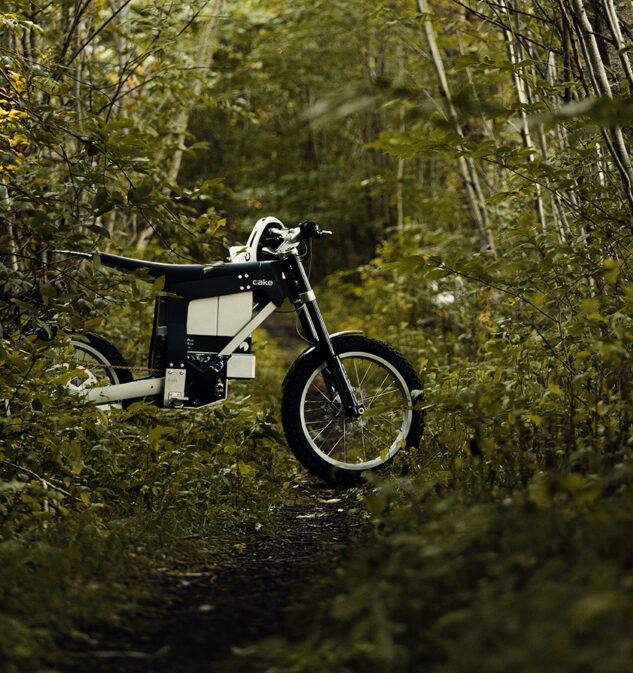 Пластик в шведских мотоциклах заменят на бумагу