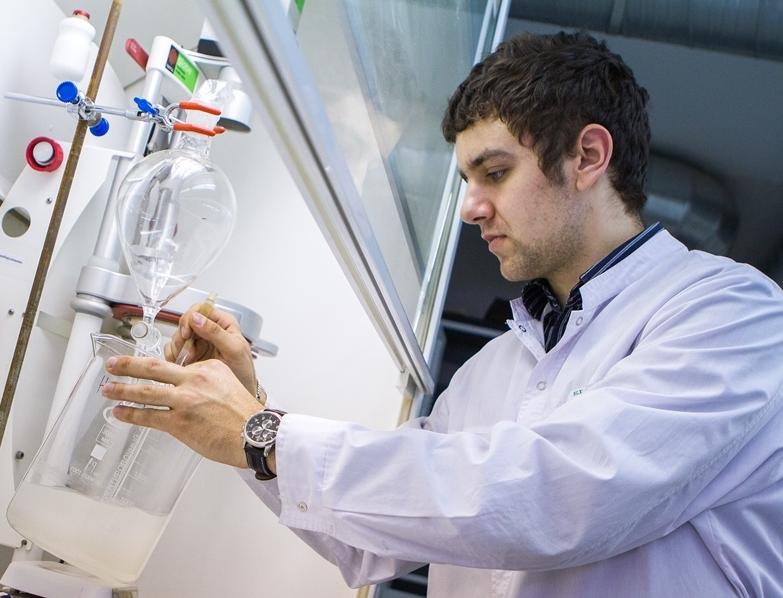 Томские ученые создают добавки для эффективной переработки биопластика 