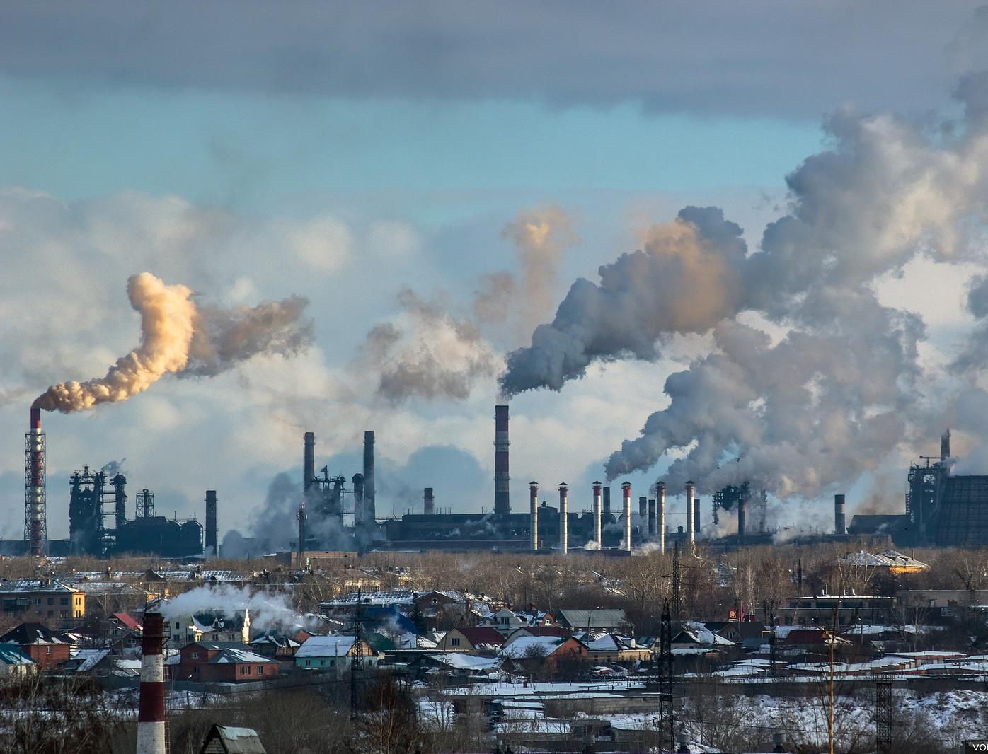 Челябинск в 2022 году снизил вредные выбросы на 22 процента