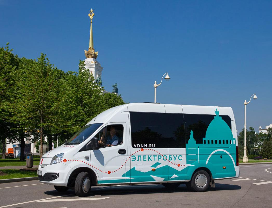 Экологичные электробусы ВДНХ перевезли более миллиона пассажиров